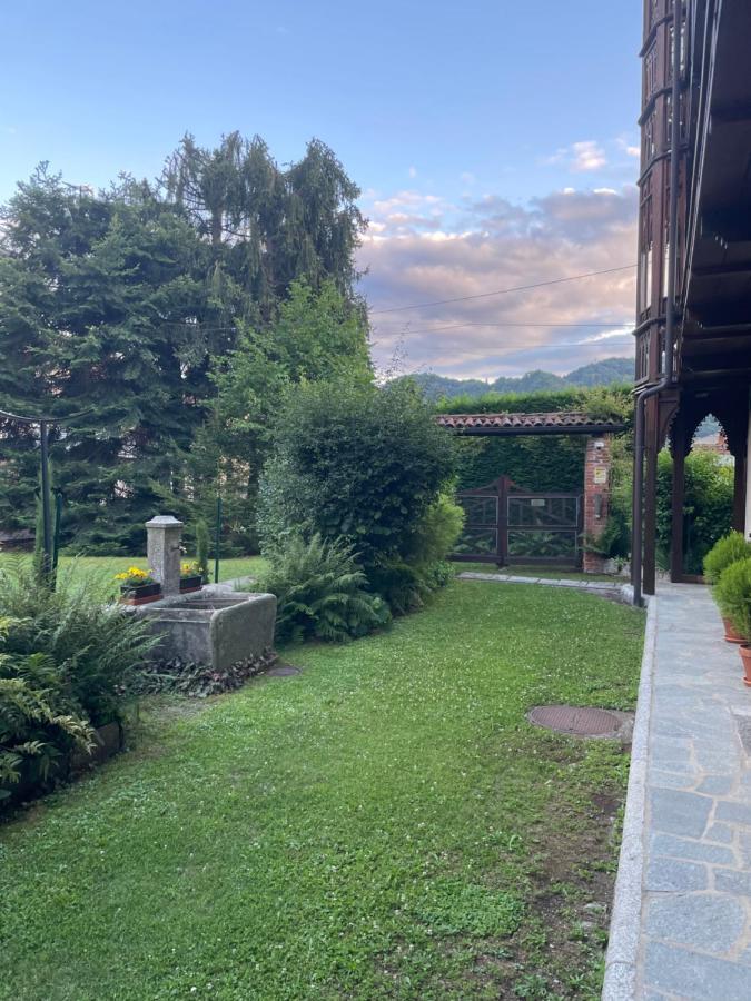 Dimora Fiorita Senior My Holiday Home Varallo Bagian luar foto