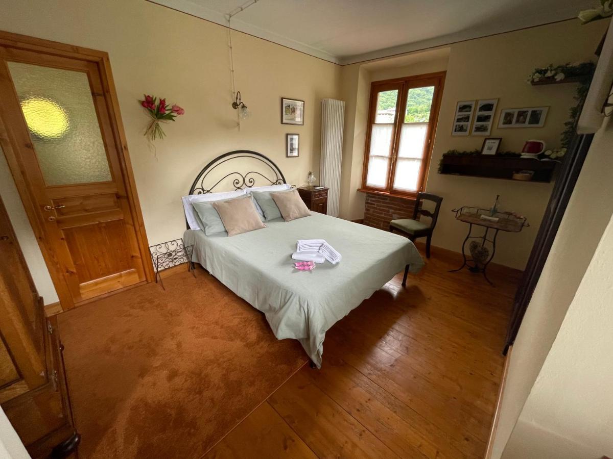 Dimora Fiorita Senior My Holiday Home Varallo Bagian luar foto