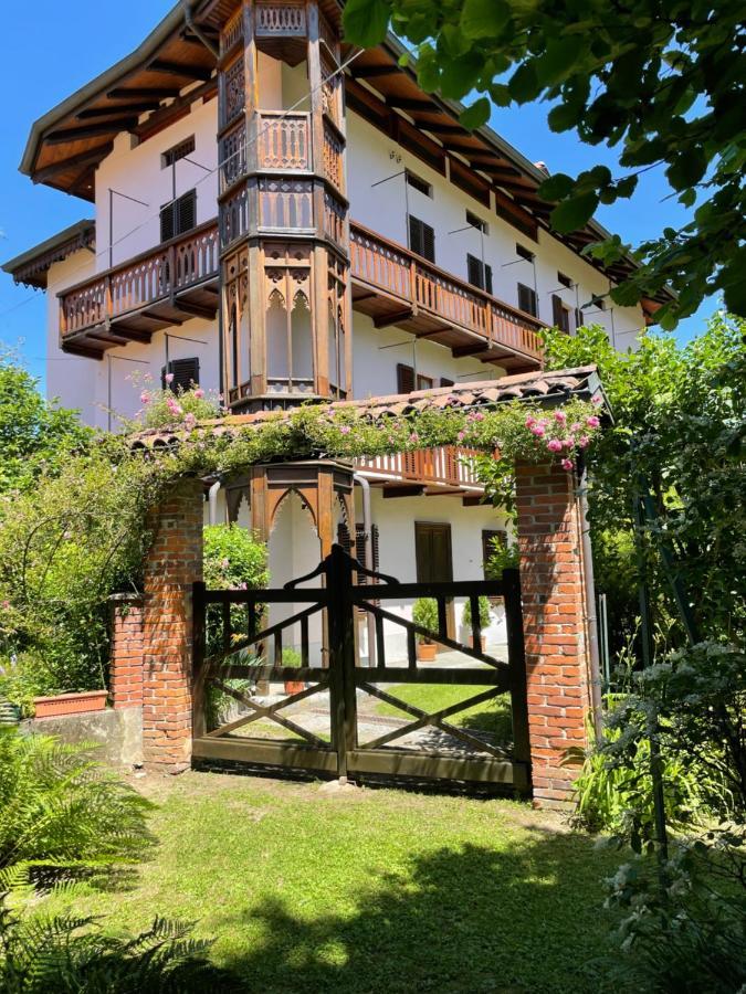 Dimora Fiorita Senior My Holiday Home Varallo Bagian luar foto